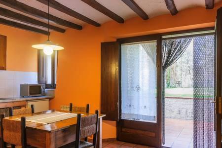 Mas Masnou Guest House โอลอต ภายนอก รูปภาพ